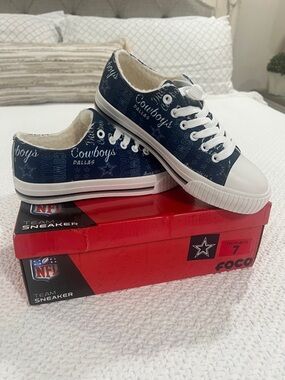 Brand new Dallas Cowboys Navy Women’s Sneakers